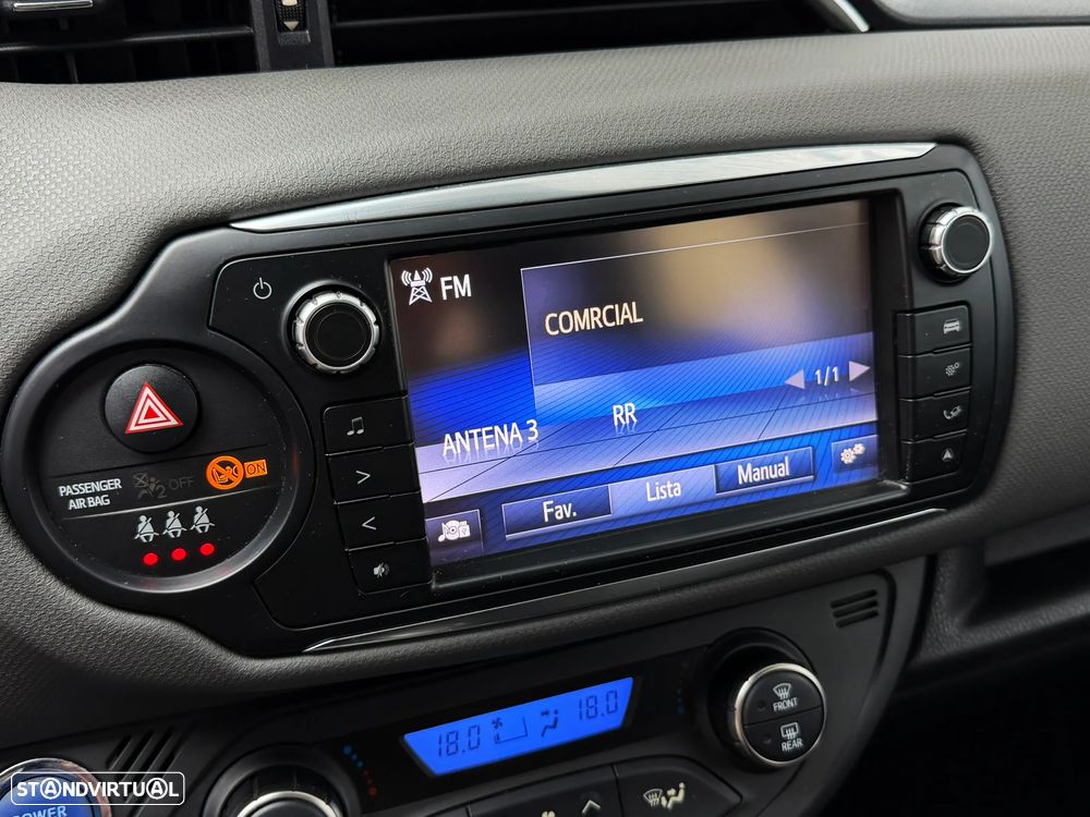 Toyota Yaris 1.5 HSD Comfort - 15