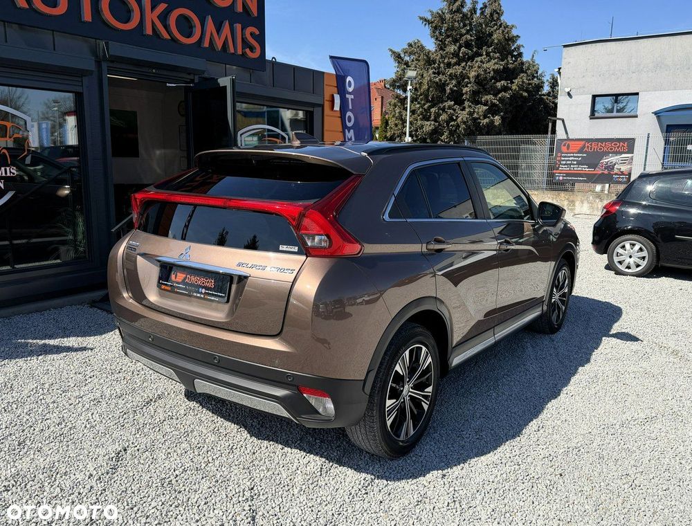 Mitsubishi Eclipse Cross - 3