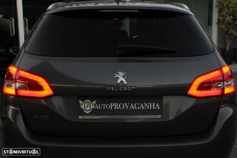 Peugeot 308 SW 1.5 BlueHDi Style - 32
