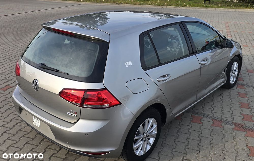 Volkswagen Golf 1.6 TDI BlueMotion Technology Comfortline - 13