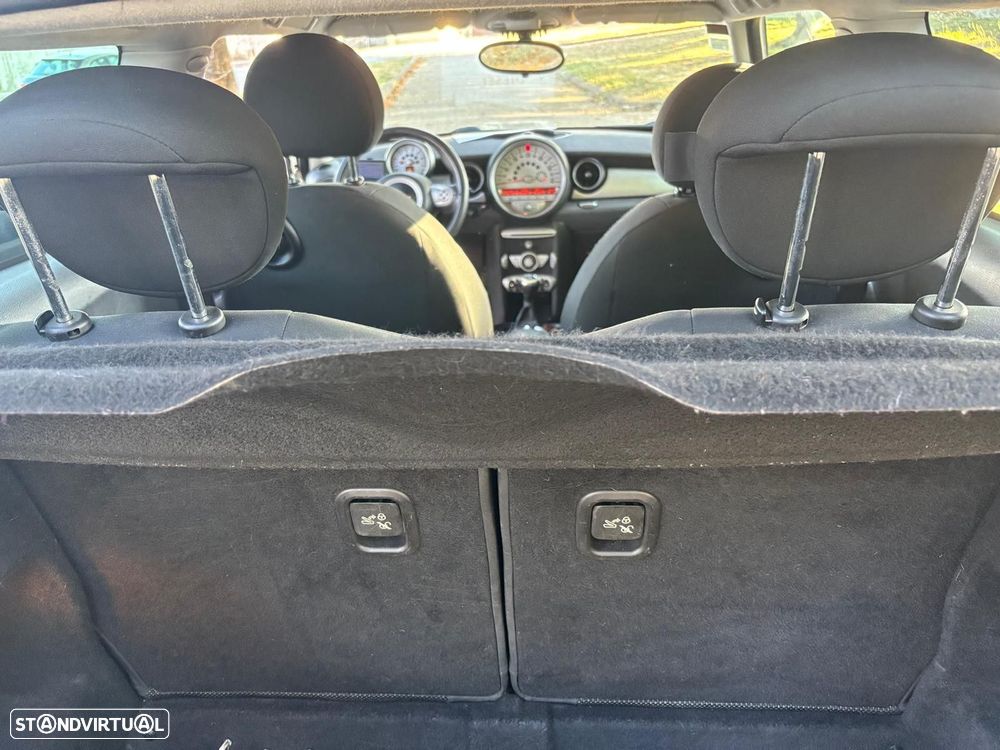 MINI 3 Portas Cooper D - 35