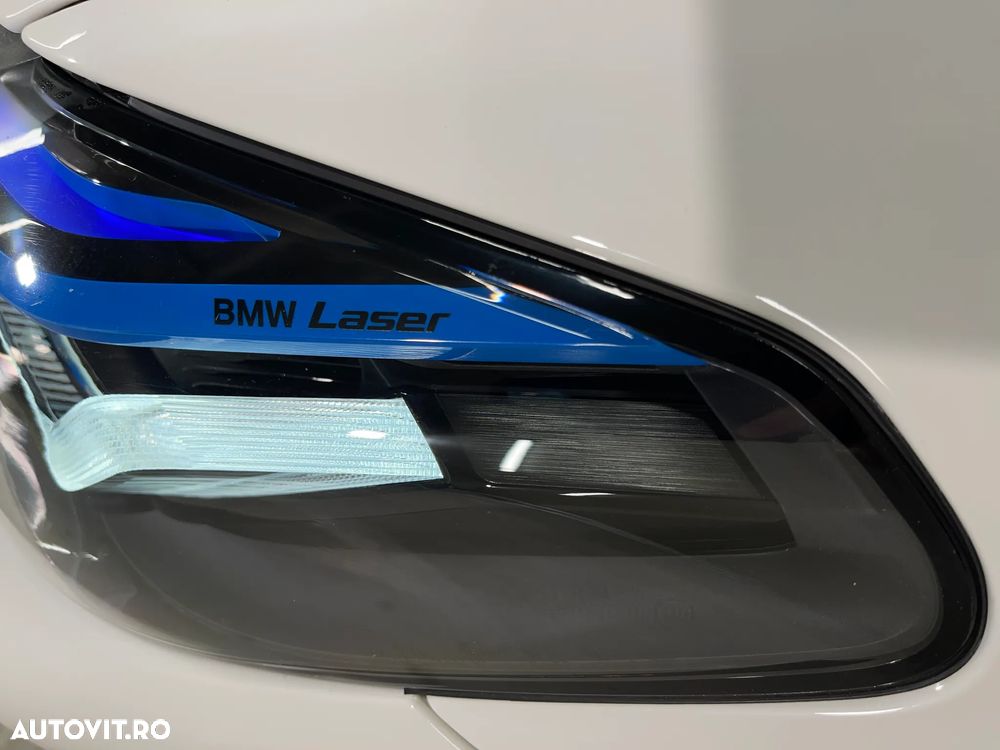 BMW Seria 5 530d xDrive Touring Aut. M Sport Edition - 36