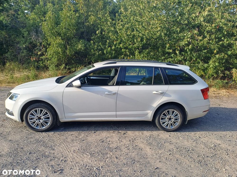 Skoda Octavia 1.6 TDI SCR Ambition - 8