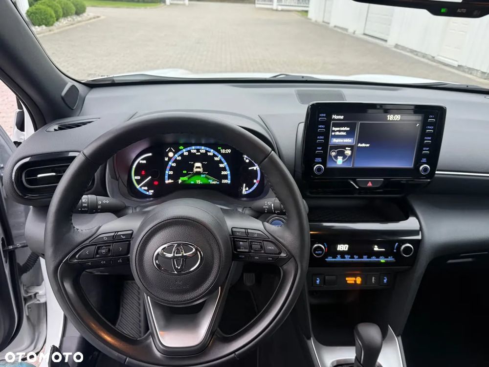 Toyota Yaris Cross Hybrid 1.5 Active - 21