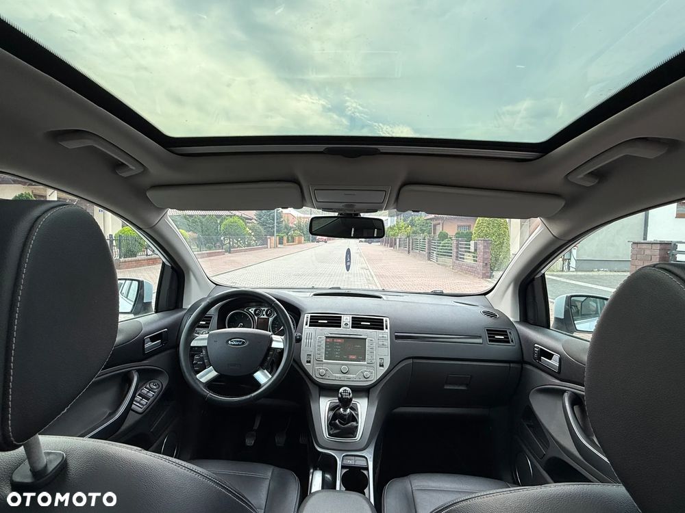 Ford Kuga - 21