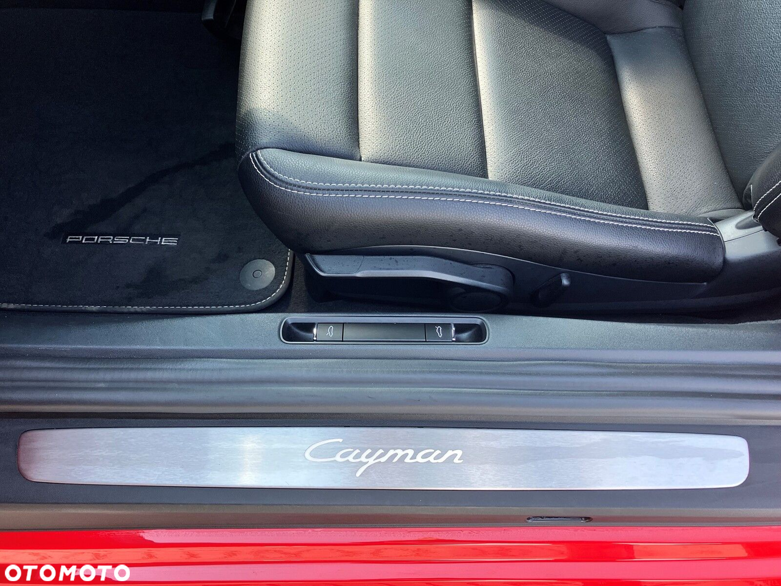 Porsche 718 Cayman - 21
