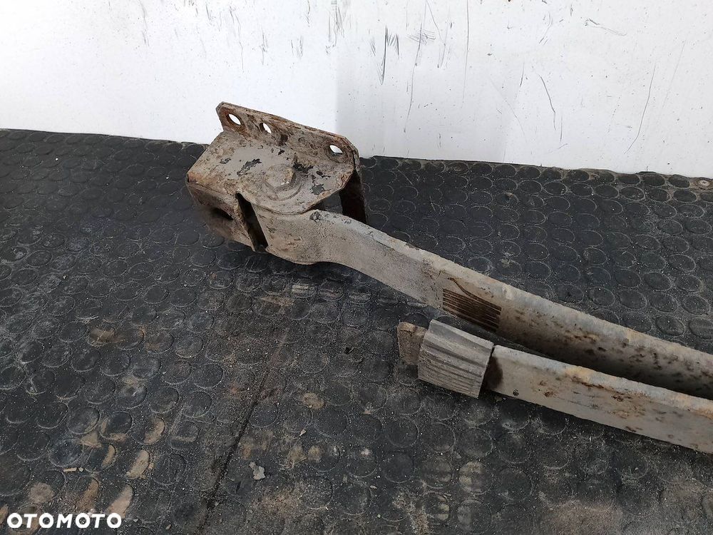 RESOR TYŁ RENAULT MASTER II 2.5 DCI - 5