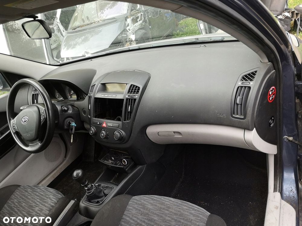 Kia Ceed 2.0 crdi Optimum - 9