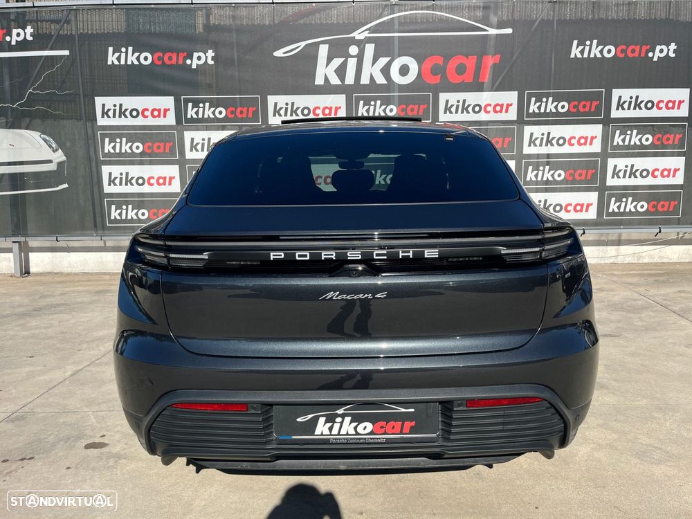 Porsche Macan Electric 4 - 7
