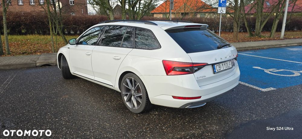 Skoda Superb 2.0 TDI 4x4 Sportline DSG - 5