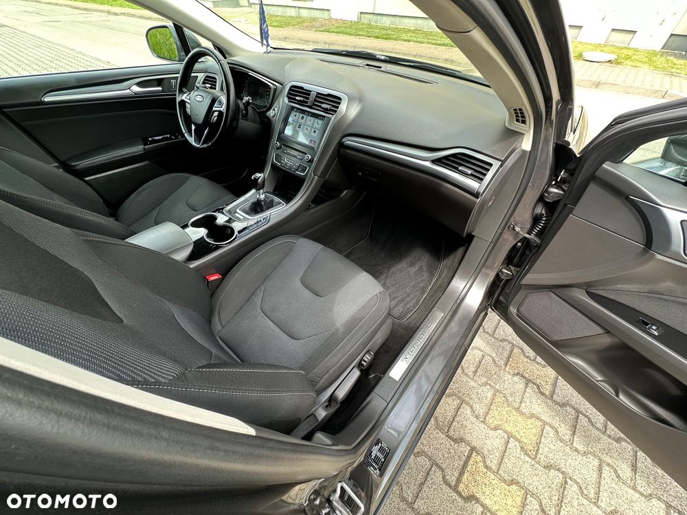 Ford Mondeo 2.0 TDCi Titanium - 23