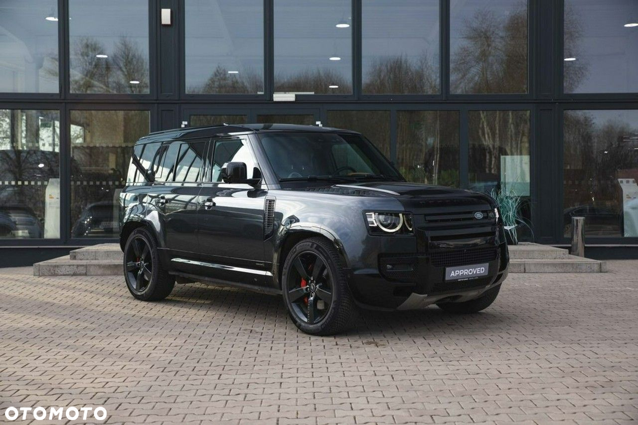 Land Rover Defender - 2
