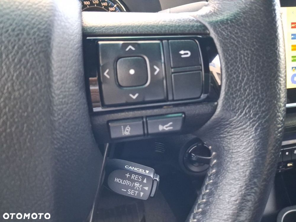 Toyota Hilux 2.8 D-4D mHEV Double Cab Invincible 4x4 - 22