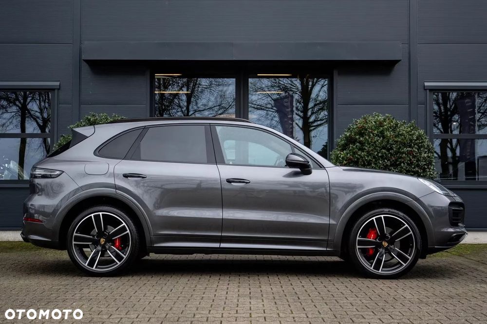 Porsche Cayenne Tiptronic S - 8