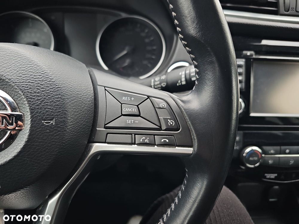 Nissan Qashqai 1.5 dCi N-Connecta - 14