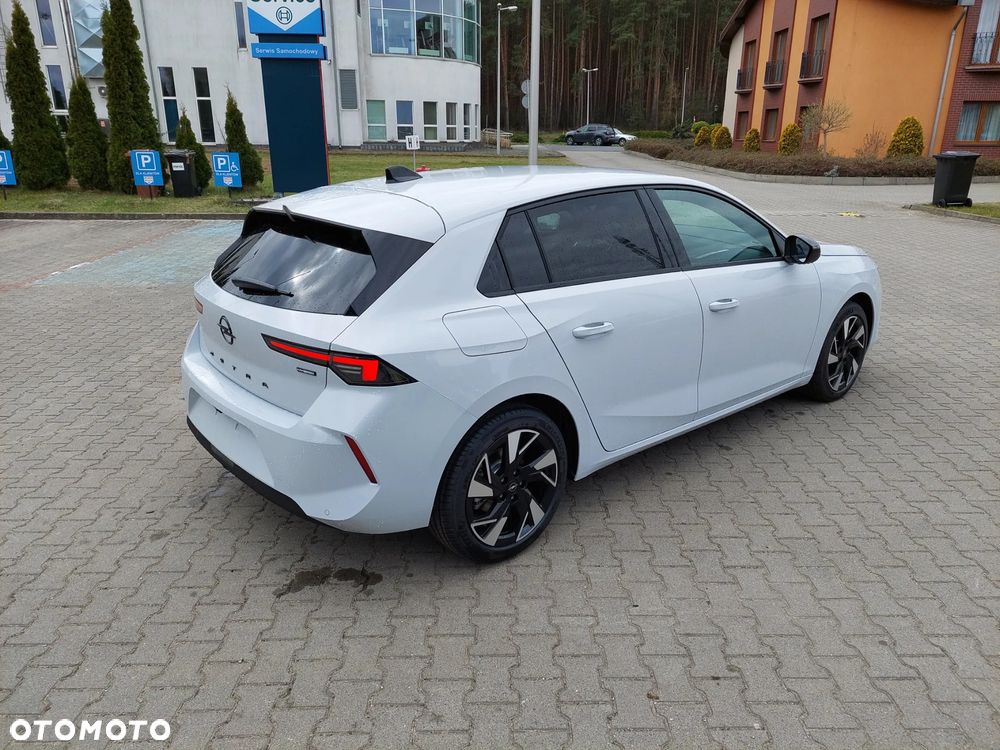 Opel Astra 1.2 T mHEV Business Edition S&S eDTC - 5