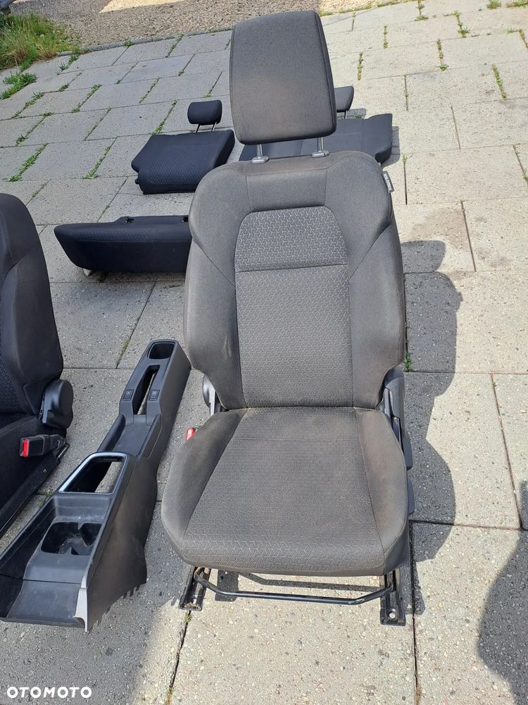 Suzuki Swift MK8 5D komplet foteli podgrzewanych boczki EU - 4