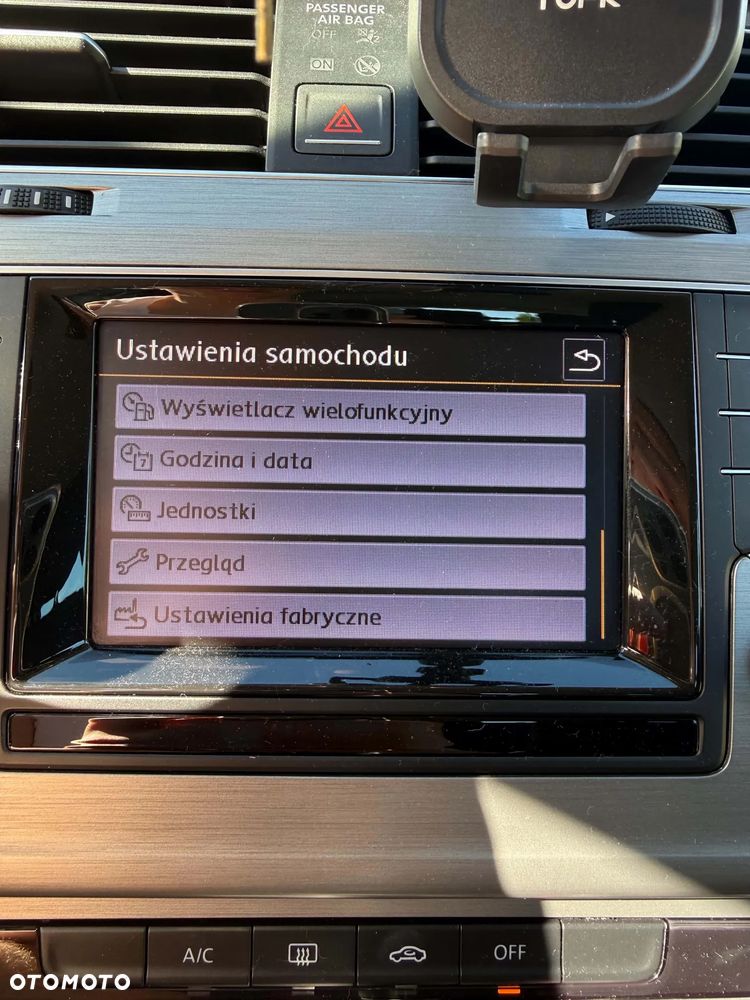 Volkswagen Golf - 18