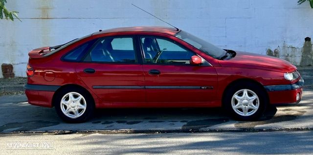 Renault Laguna - 2