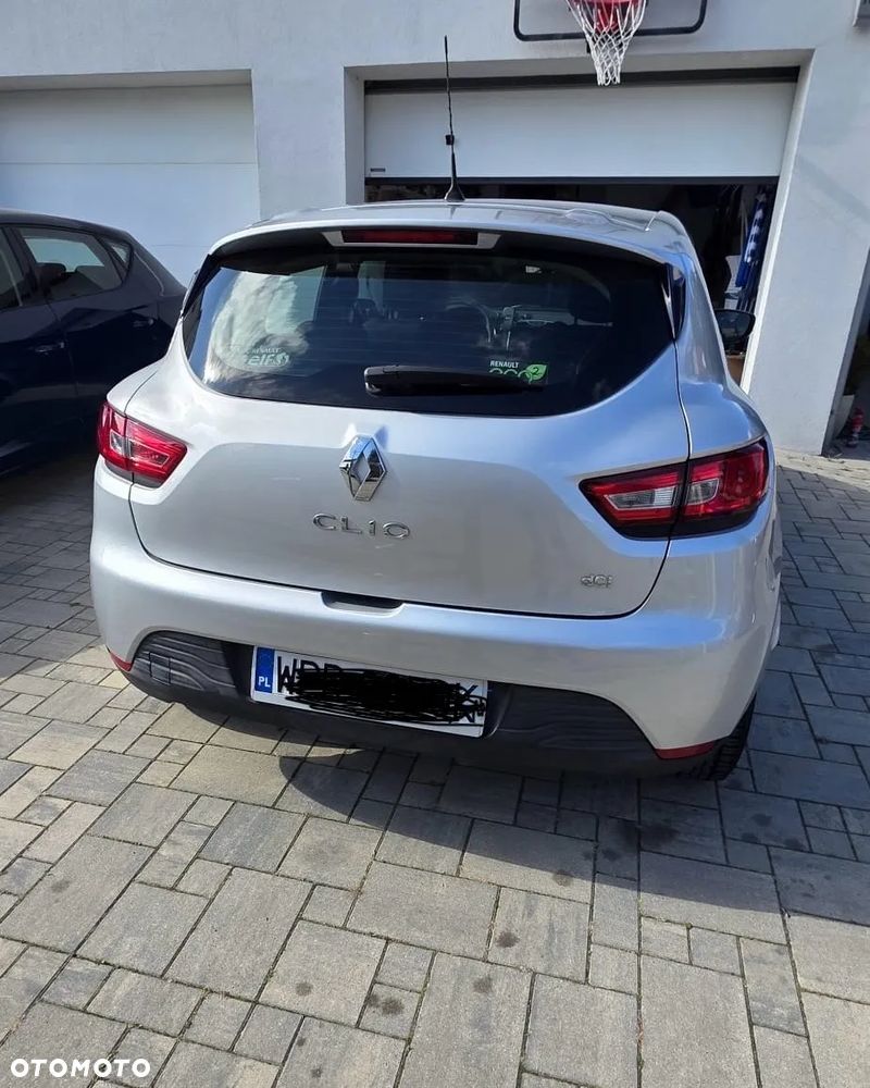 Renault Clio - 12