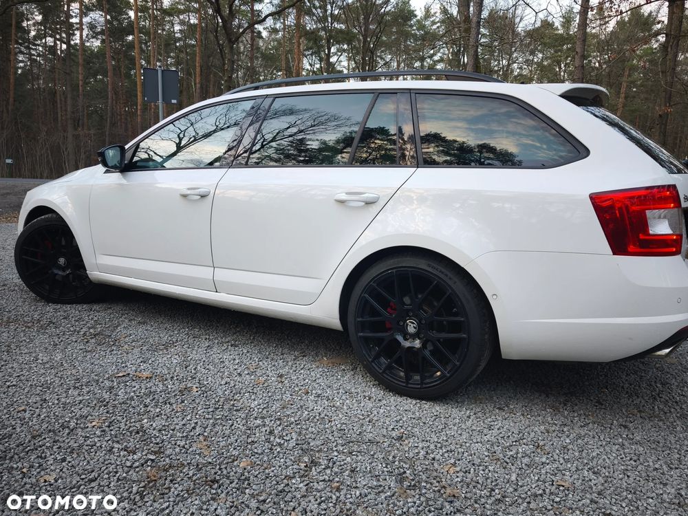 Skoda Octavia 2.0 TDI RS DSG - 7
