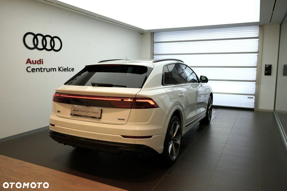 Audi Q8 - 5