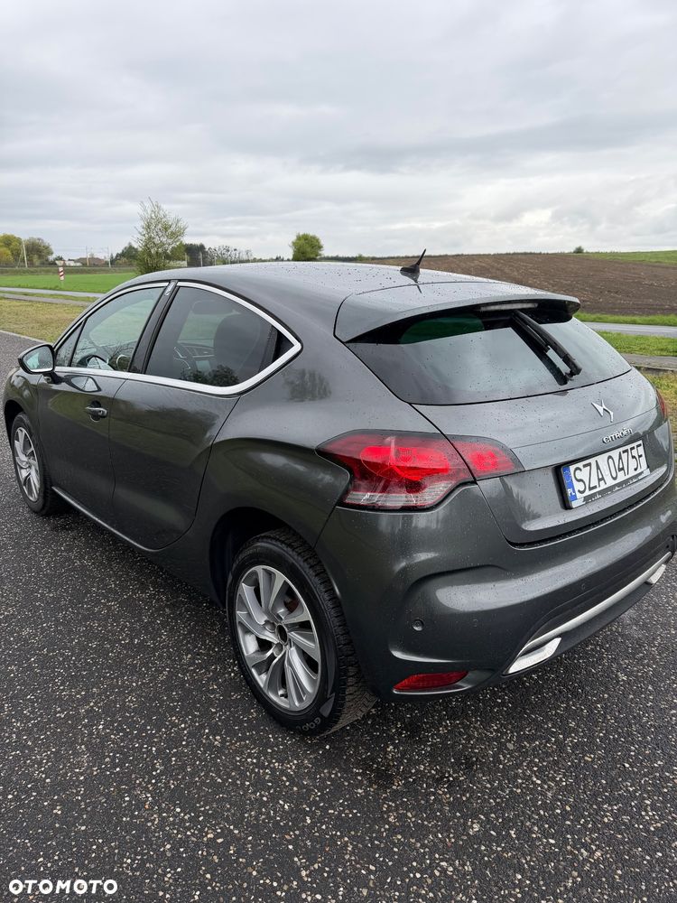 Citroën DS4 e-HDi 115 ETG6 SoChic - 6