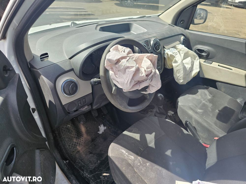 Maner plafon 8200741954 Dacia Lodgy 1 [2013 - 2020] 1.5 DCI K9K612 - 8