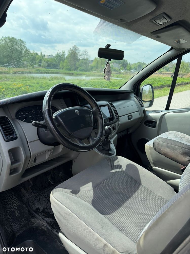 Renault Trafic - 9