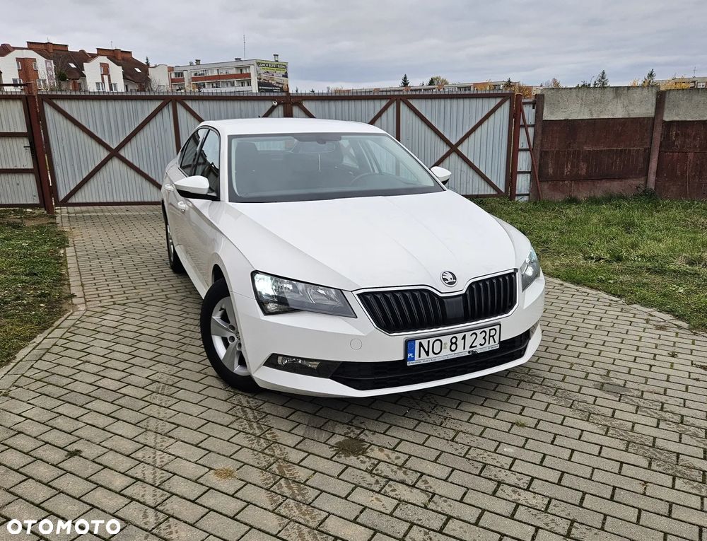 Skoda Superb 1.6 TDI Style - 3