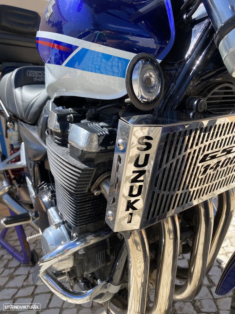 Suzuki GSX 1400 K7 FE - 11