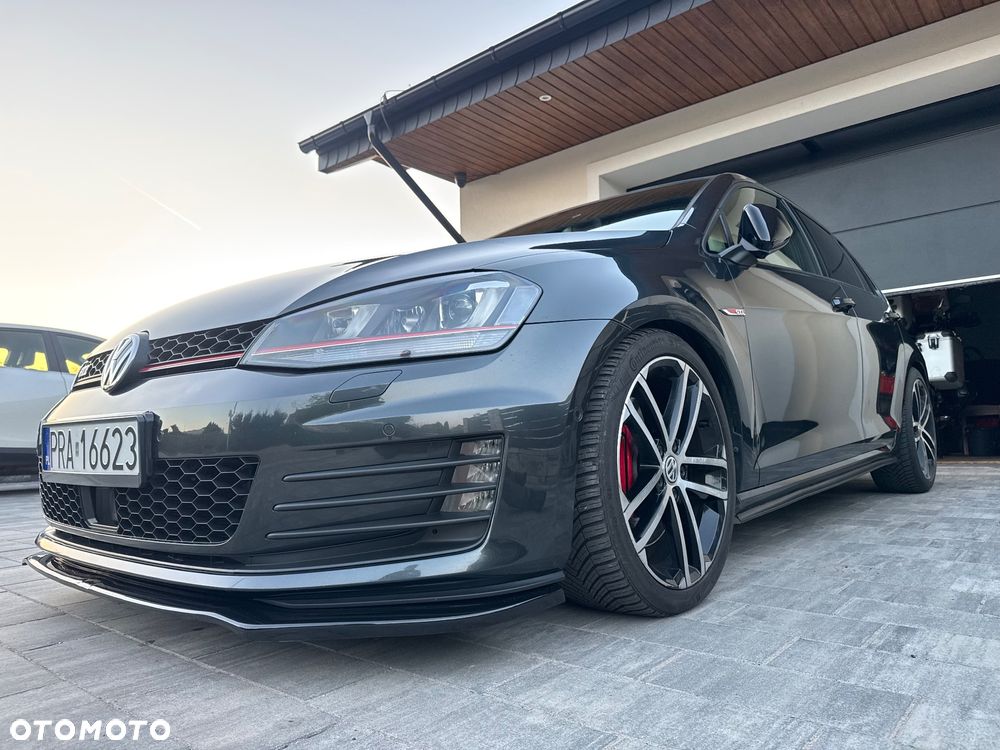 Volkswagen Golf GTI Performance BlueMotion Technology DSG - 5