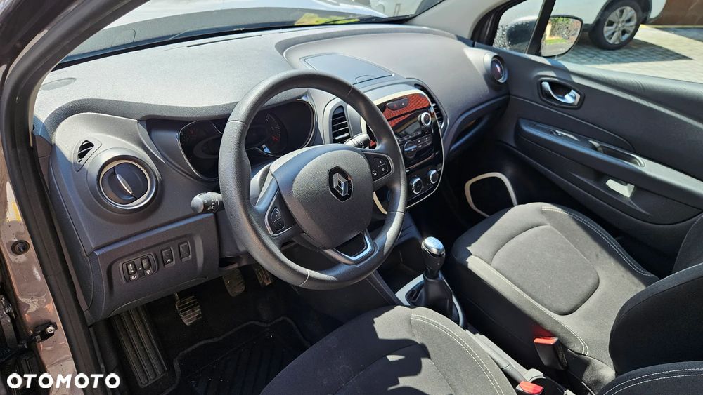 Renault Captur dCi 90 COLLECTION - 22