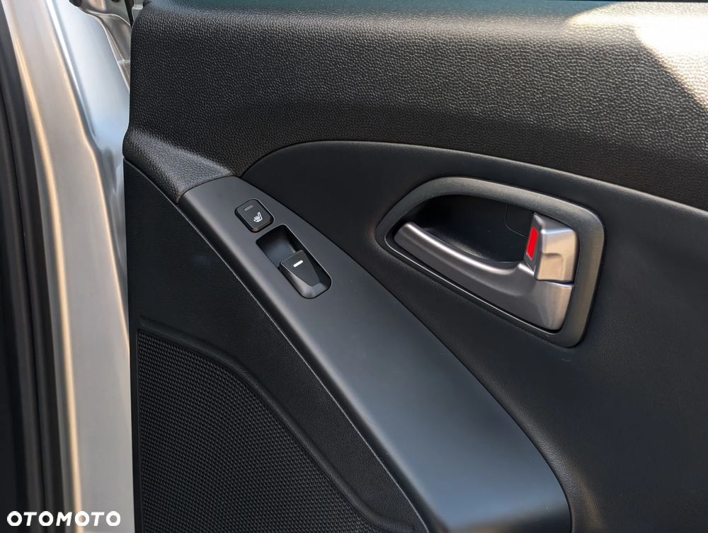 Hyundai ix35 1.7 CRDi 2WD blue Style - 36