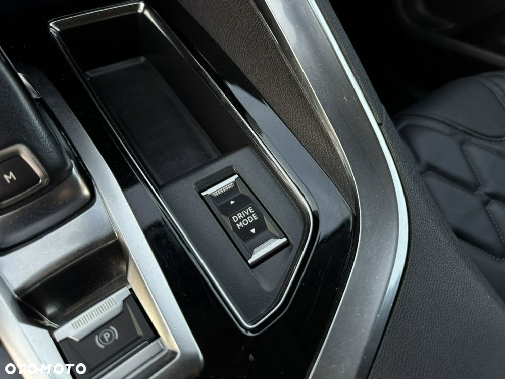 Peugeot 5008 2.0 BlueHDI GT S&S EAT8 - 30