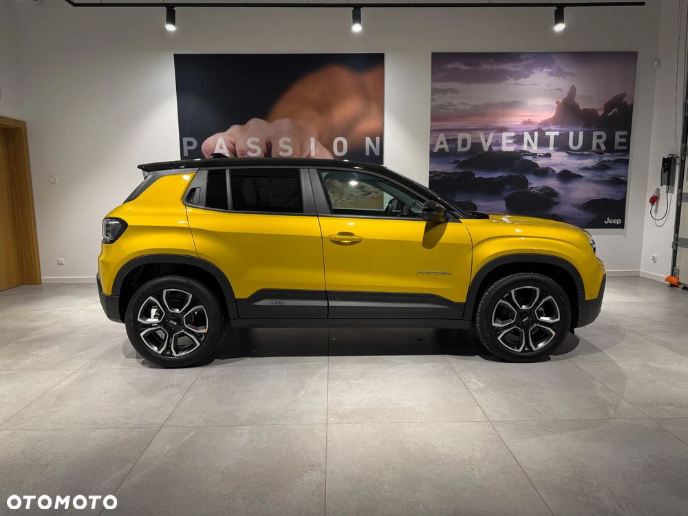 Jeep Avenger 1.2 T3 mHEV Summit FWD eDCT6 - 5