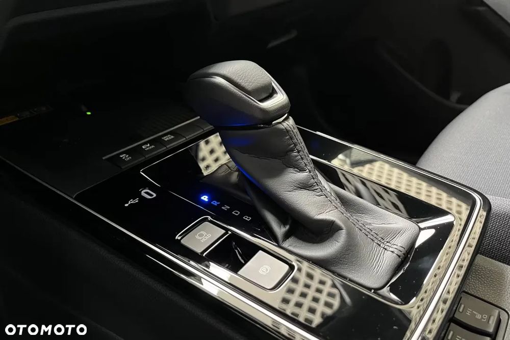 Toyota Corolla Cross 2.0 Hybrid Style AWD - 21