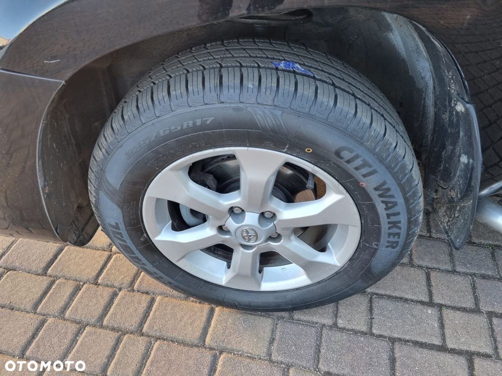Toyota RAV4 2.2 D-4D 4x4 Automatik Edition S - 22