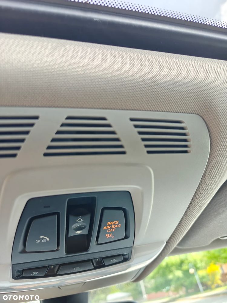 BMW X5 3.5i xDrive - 8