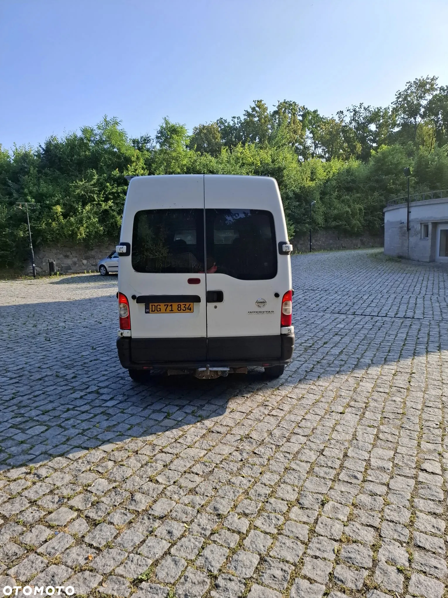 Nissan Interstar - 3