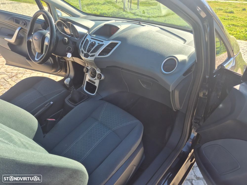 Ford Fiesta 1.4 TDCI Titanium - 15