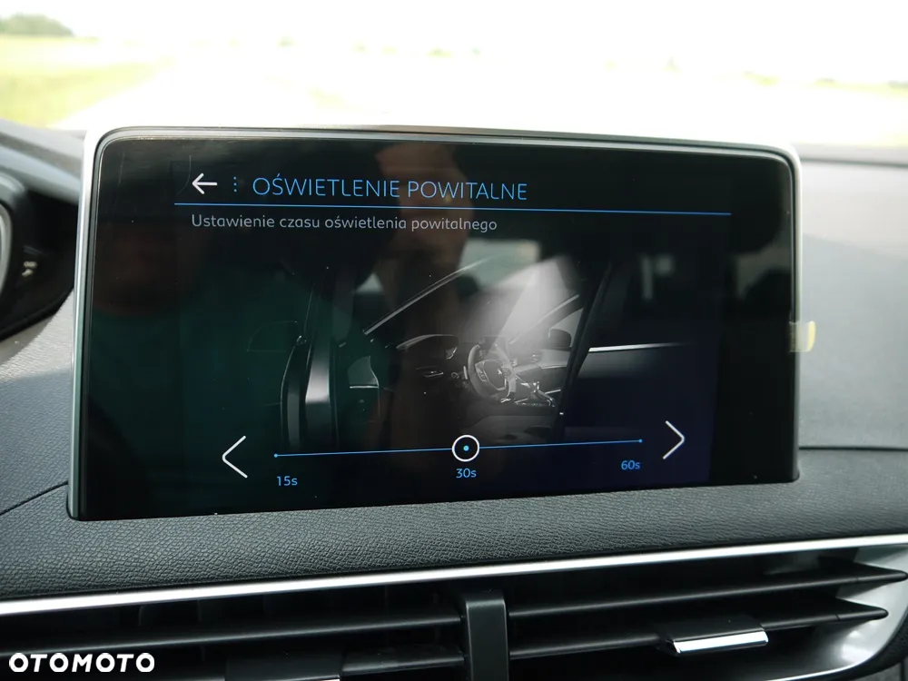Peugeot 3008 PureTech 130 Stop & Start GPF Allure - 21