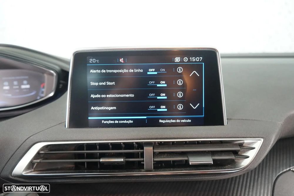 Peugeot 5008 1.5 BlueHDi Allure EAT8 - 28