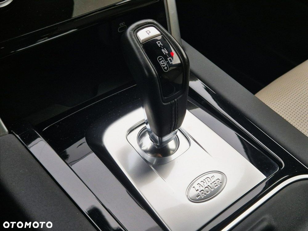 Land Rover Discovery Sport - 36