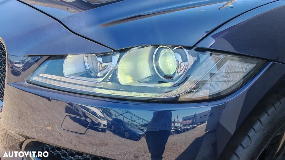 Jaguar F-Pace 20d AWD Aut. R-Sport - 33