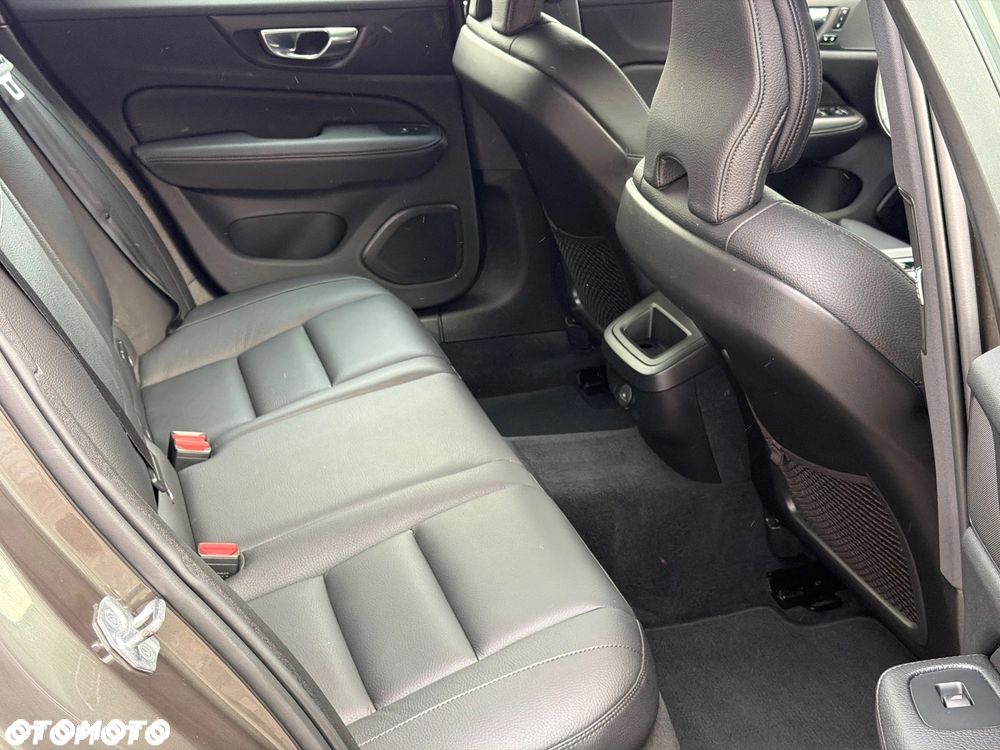 Volvo V60 B3 B DKG Inscription - 20