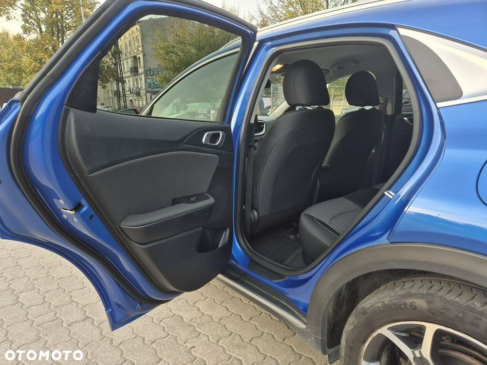 Kia XCeed 1.5 T-GDI M - 14
