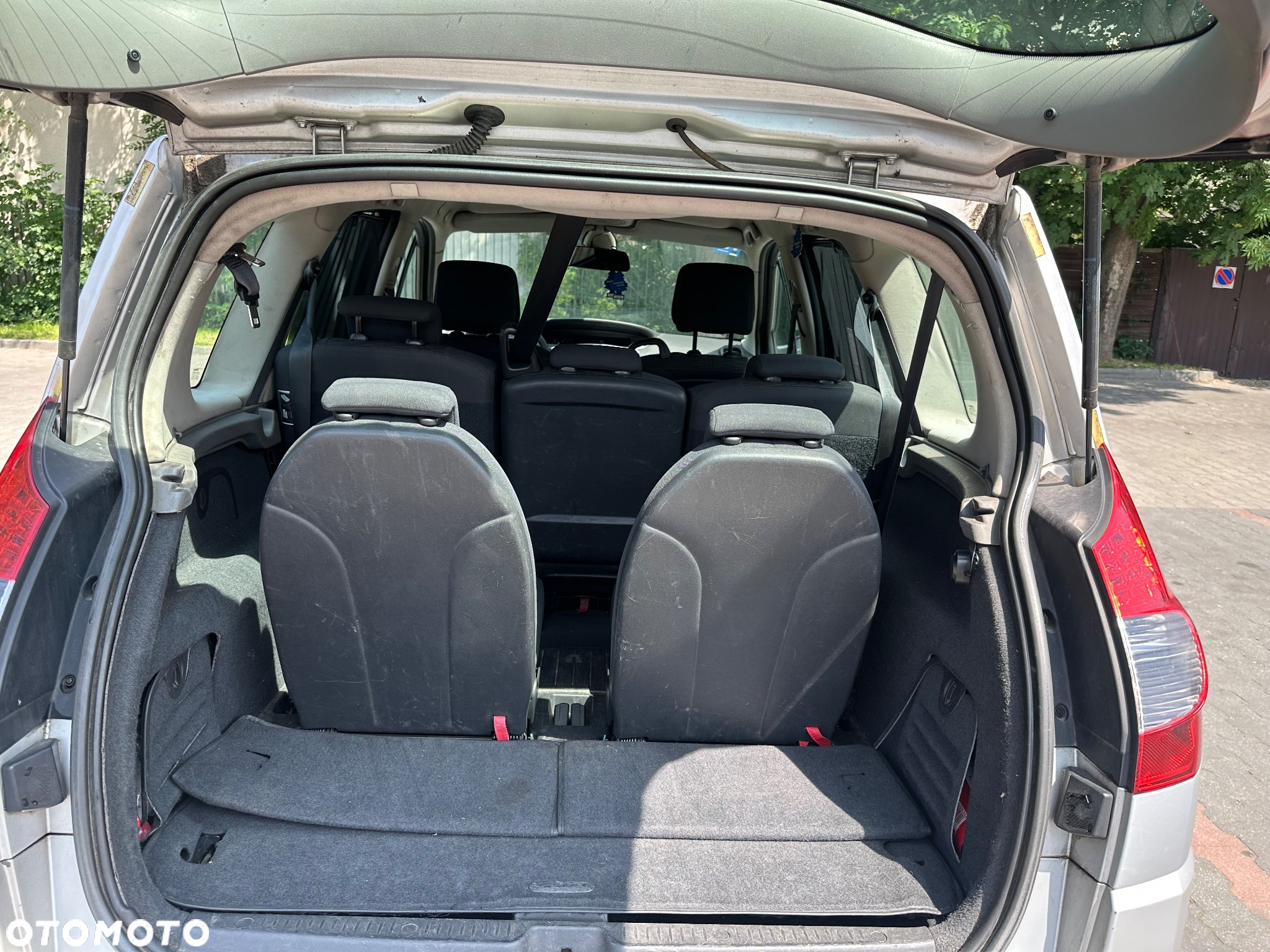 Renault Grand Scenic Gr 1.9 dCi Emotion - 6