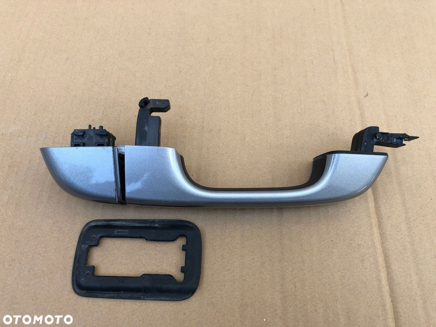 DODGE RAM 1500 V 19 2019 2024 KLAMKA DRZWI PRAWY TYŁ PSC CHROMOWANA - 3