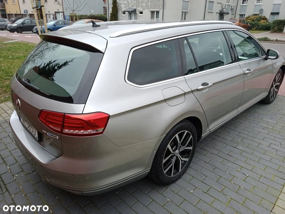 Volkswagen Passat Variant 1.6 TDI (BlueMotion Technology) DSG Comfortline - 22